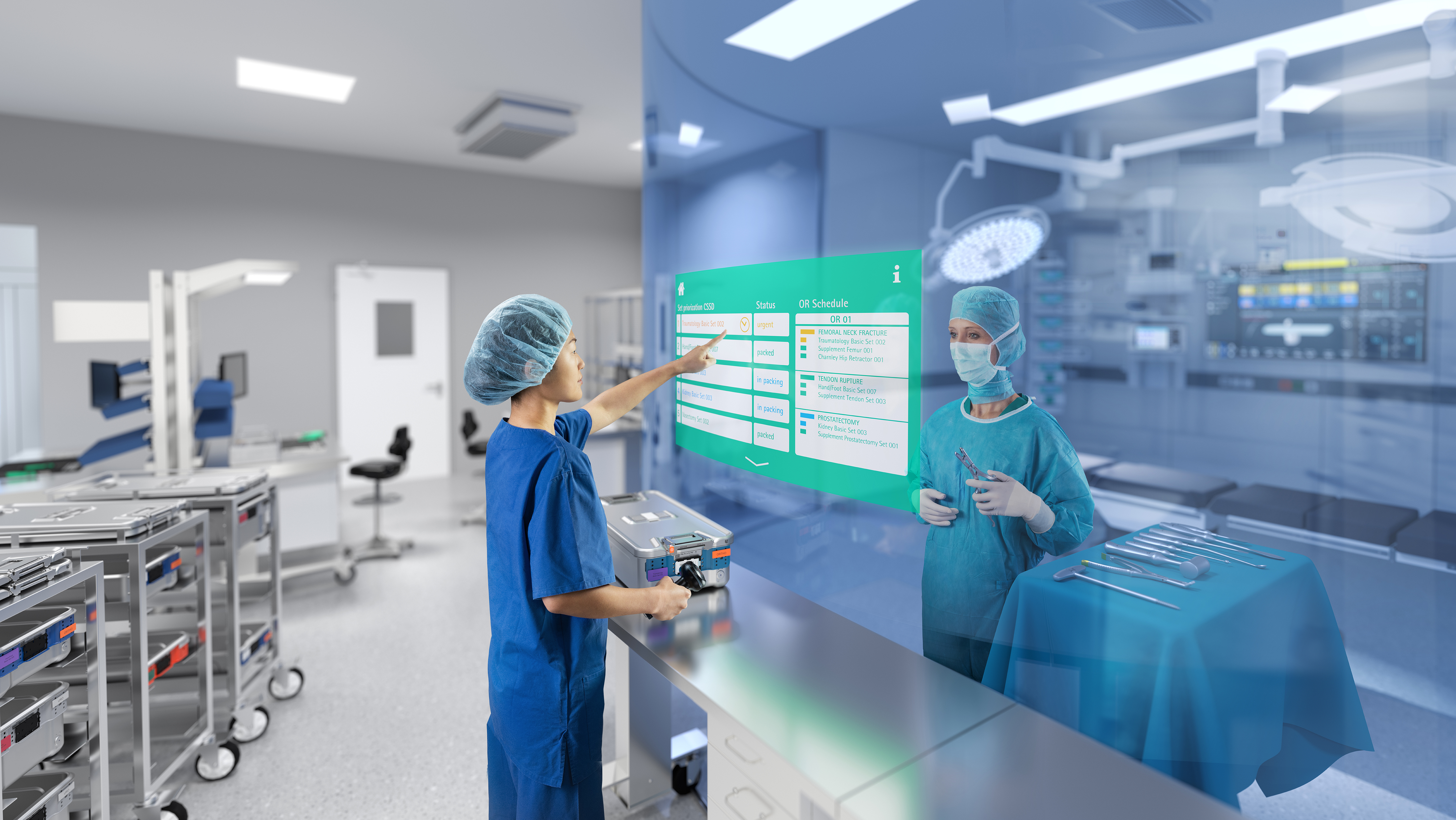 Zwei medizinische Fachkräfte in einem modernen Operationssaal. Der eine interagiert mit einem grünen holografischen Touchscreen, während der andere zusieht. Ein heller, gut ausgestatteter Raum.